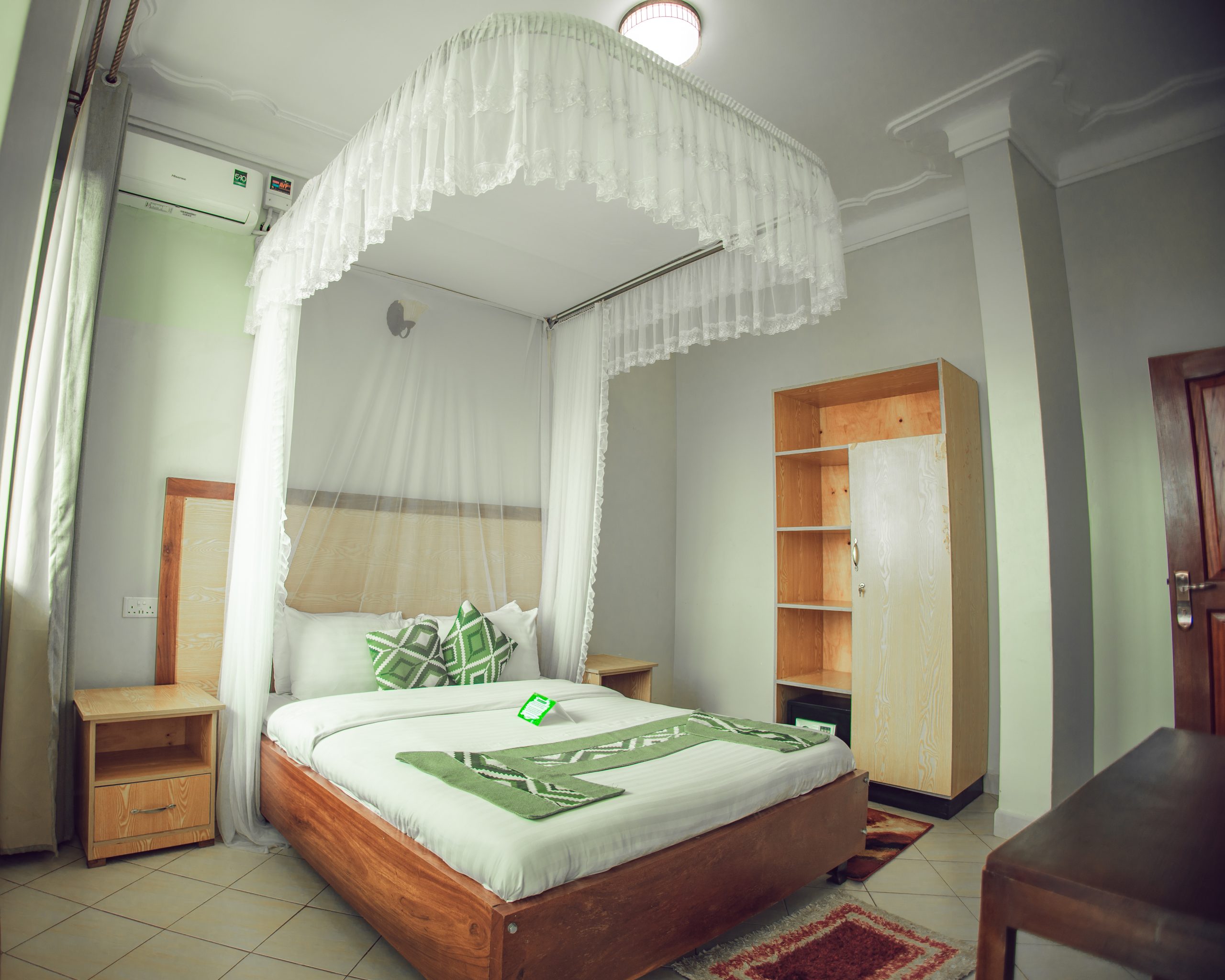 Ekhaya Crescent Hotel